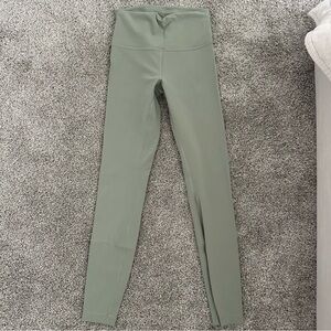 Lululemon Wunder train leggings